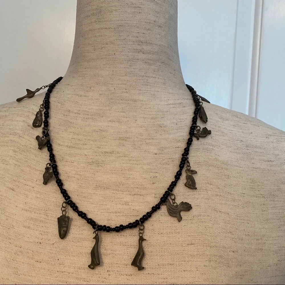 NECKLACE BLACK BEADS CHARMS ANIMALS WHIMSICAL 21”